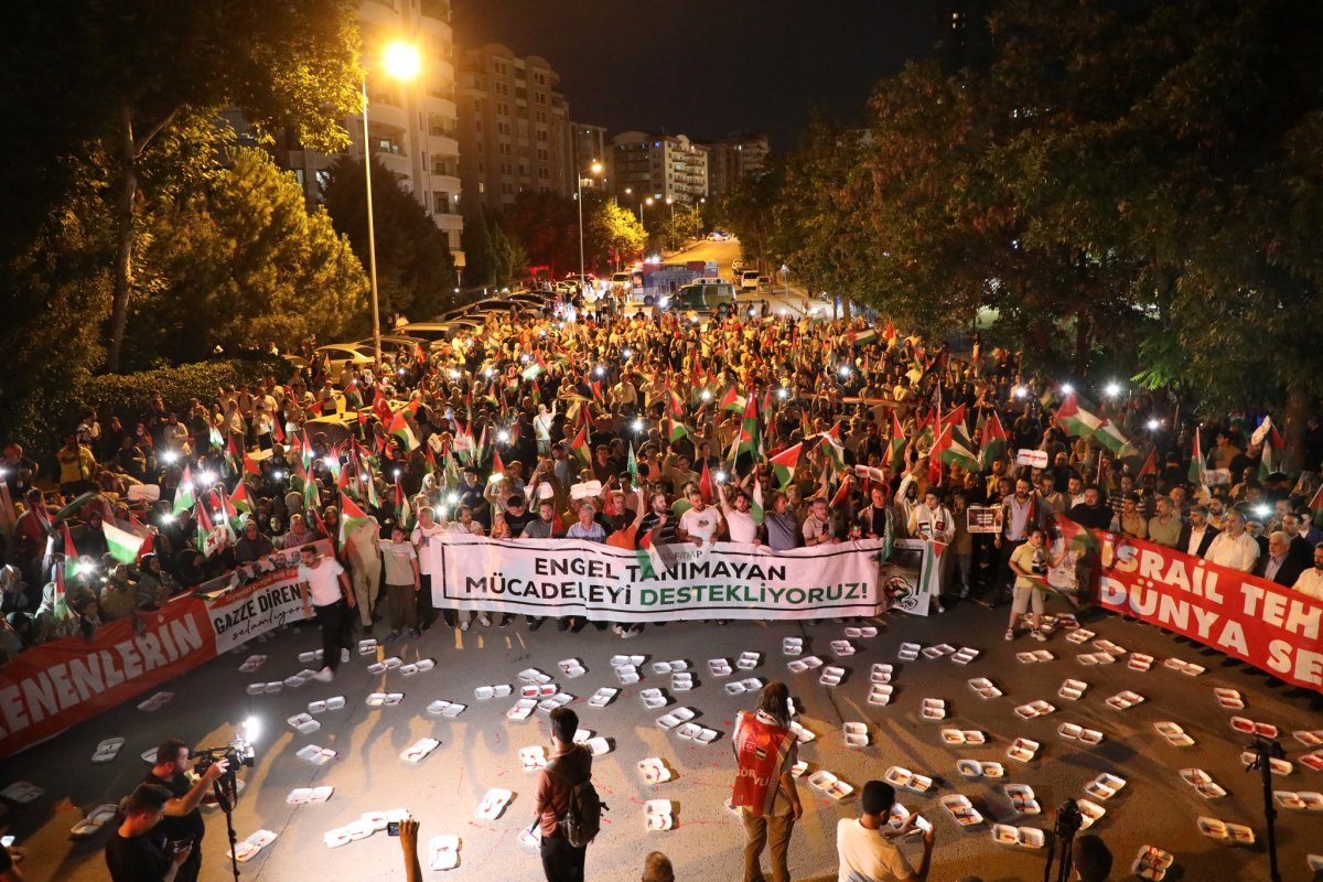 GAZZE'DEKİ AÇLIK İÇİN YÜRÜYÜŞ VE BASIN AÇIKLAMASI GERÇEKLEŞTİRDİK.