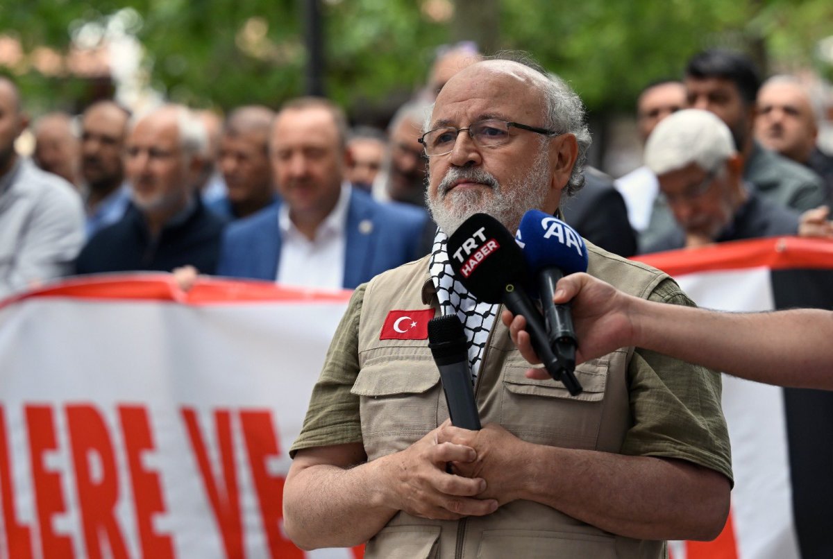 Katil İsrail’in Gazze’de şehit ettiği İHH yardım görevlileri ve tüm Filistinli şehitler için Ankara'da gıyabi cenaze namazı kılındı.